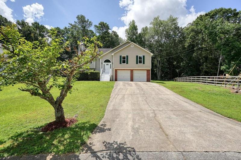 Image for property 54 Crestwood Drive, Dallas, GA 30157