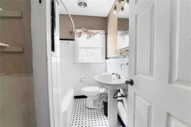 Image for property 1624 Derry Avenue, Atlanta, GA 30310