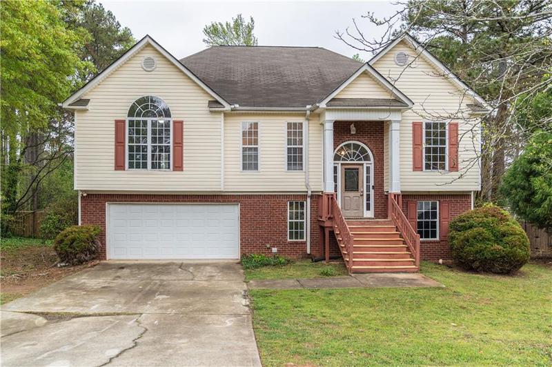 Image for property 703 Paul Revere Drive, Locust Grove, GA 30248