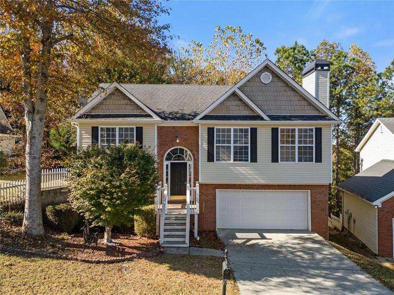 Image for property 2140 Wildcat Cliffs Way, Lawrenceville, GA 30043