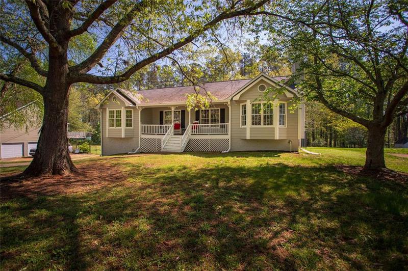 Image for property 670 MAPLELAKE Drive, Acworth, GA 30101