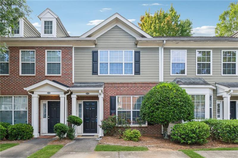 Image for property 2030 Del Lago Circle 8, Kennesaw, GA 30152