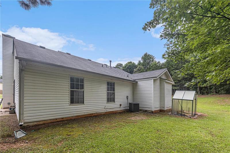 Image for property 4212 Viewpoint Trail, Ellenwood, GA 30294