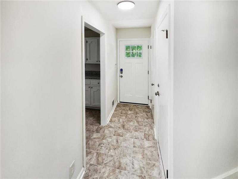 Image for property 211 Murphy Avenue, Lawrenceville, GA 30044