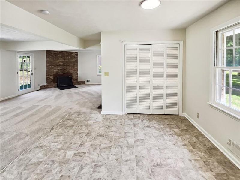 Image for property 211 Murphy Avenue, Lawrenceville, GA 30044