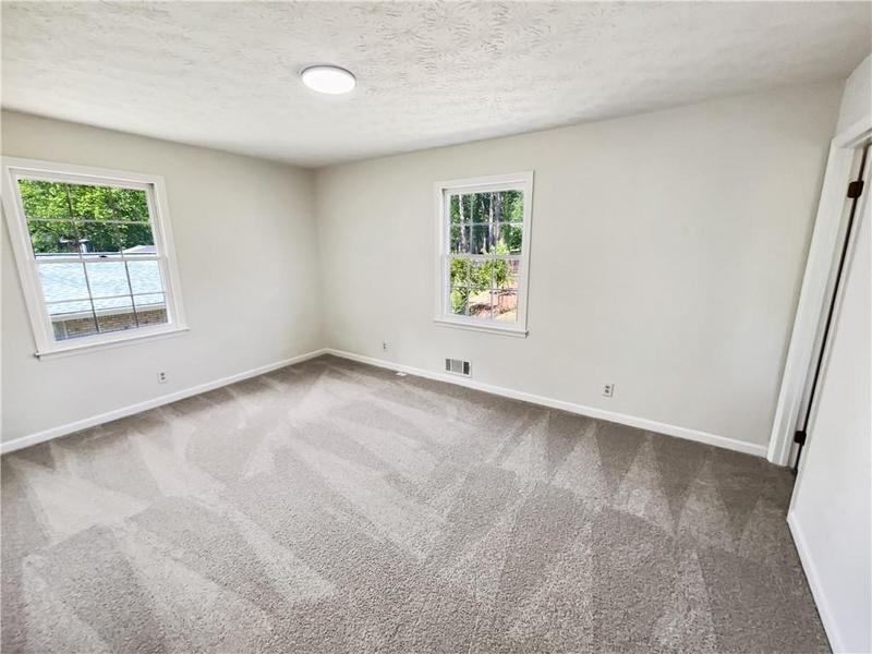 Image for property 211 Murphy Avenue, Lawrenceville, GA 30044