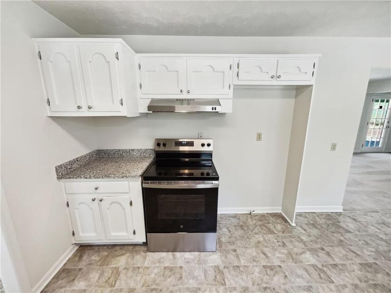 Image for property 211 Murphy Avenue, Lawrenceville, GA 30044