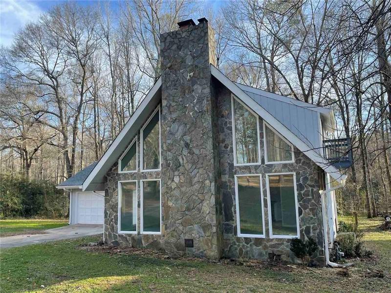 Image for property 2105 Honeybee Creek Drive, Griffin, GA 30224