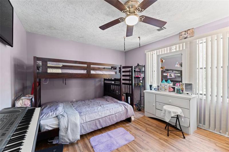 Image for property 884 FOX CHASE Lane, Riverdale, GA 30296