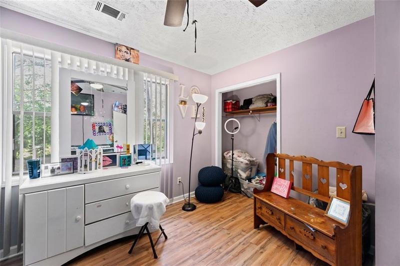 Image for property 884 FOX CHASE Lane, Riverdale, GA 30296