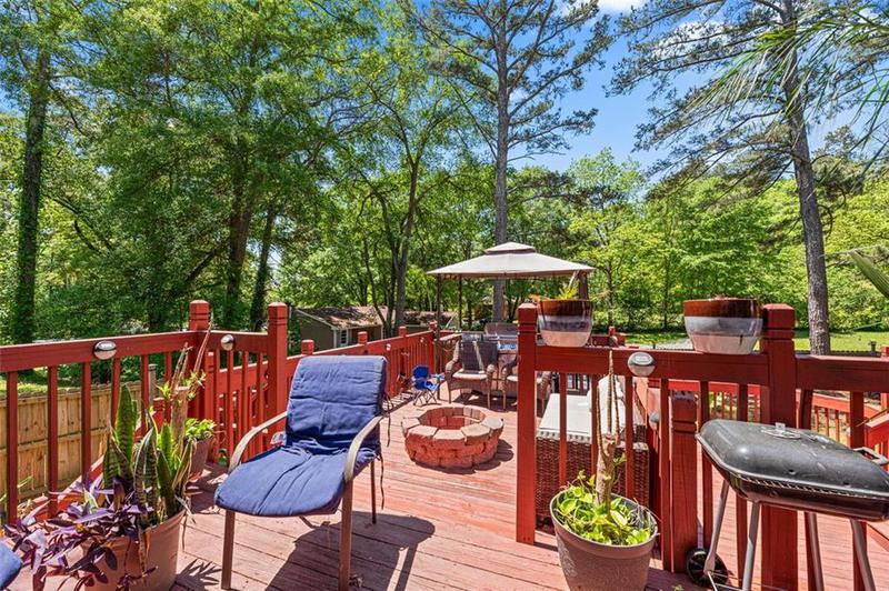 Image for property 884 FOX CHASE Lane, Riverdale, GA 30296