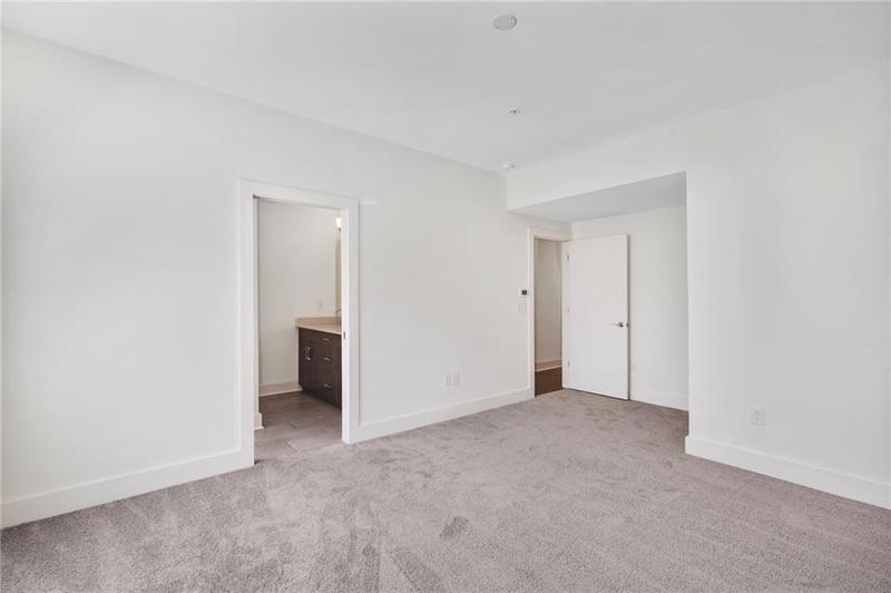 Image for property 966 Moda Drive, Atlanta, GA 30316