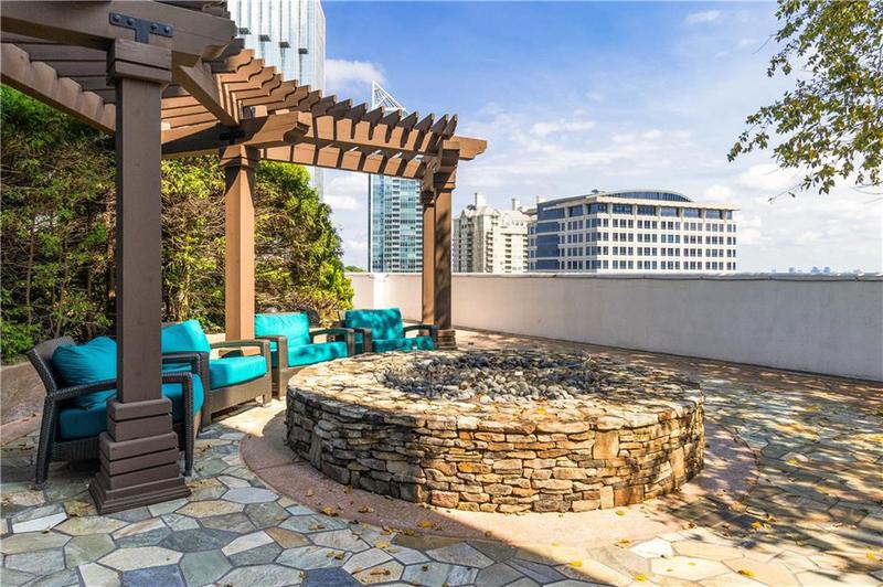 Image for property 3324 Peachtree Road 2518, Atlanta, GA 30326