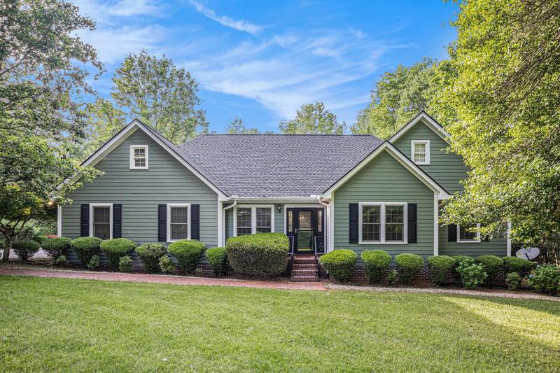 Image for property 235 Deerfield Circle, Mount Airy, GA 30563