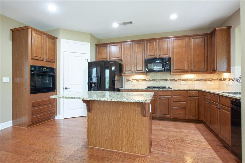 Image for property 3309 Locust Cove Road, Gainesville, GA 30504