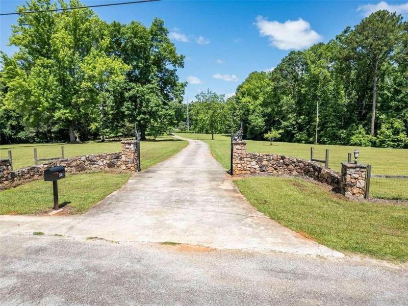Image for property 500 Cochran Road, Covington, GA 30014