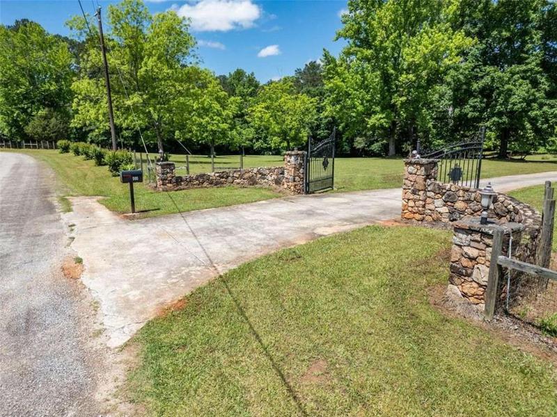 Image for property 500 Cochran Road, Covington, GA 30014