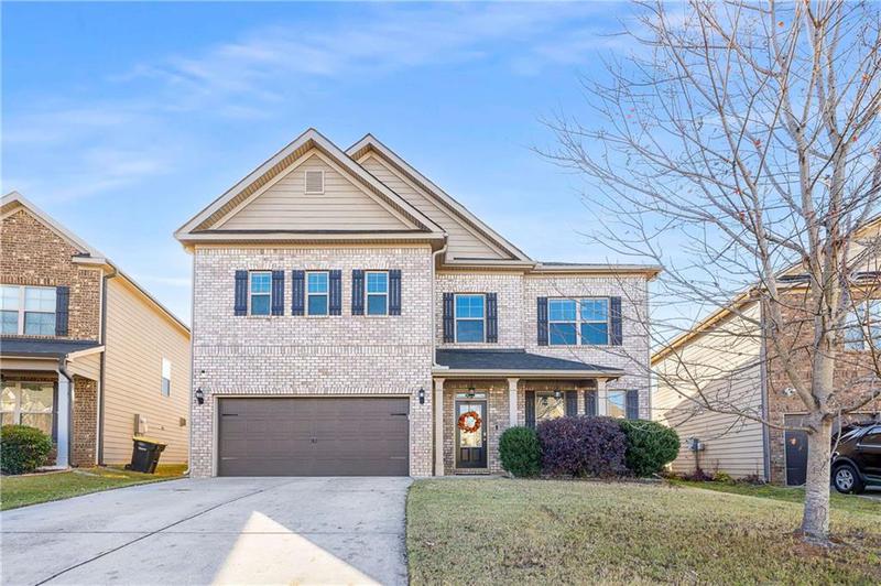 Image for property 300 Palm Springs Circle, Fairburn, GA 30213