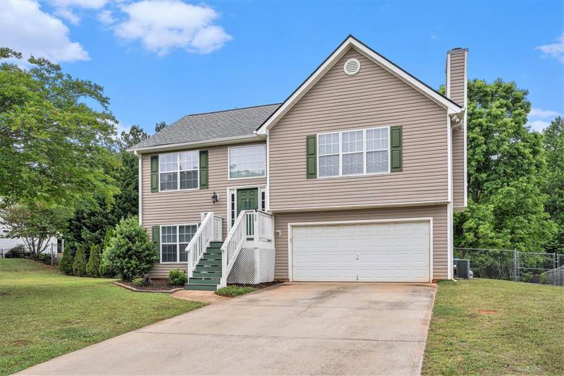 Image for property 35 Kendall Lane, Covington, GA 30014