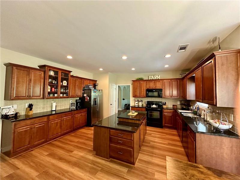 Image for property 4325 Lakeside Boulevard, Monroe, GA 30655