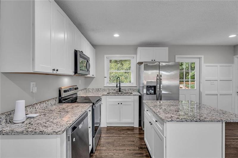 Image for property 1625 AUSTIN Drive, Decatur, GA 30032