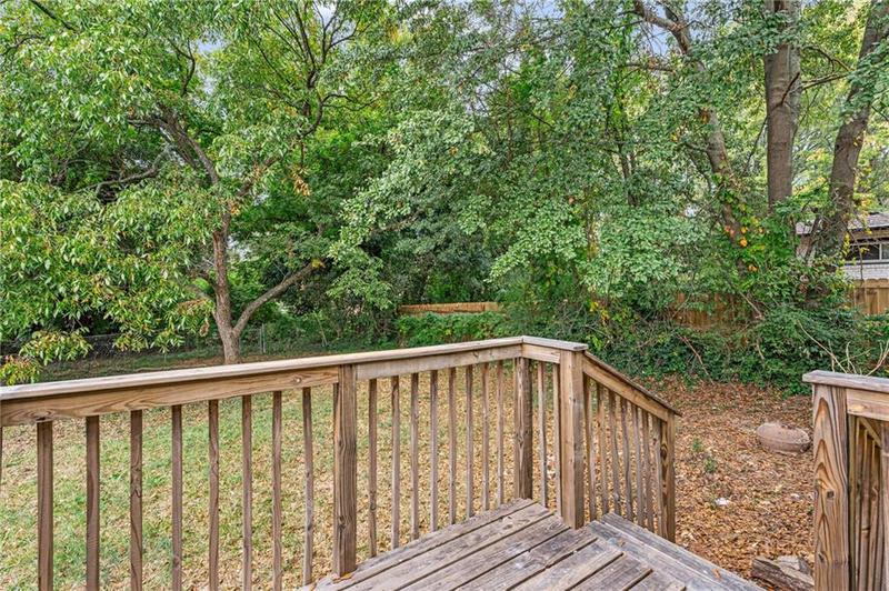 Image for property 1625 AUSTIN Drive, Decatur, GA 30032