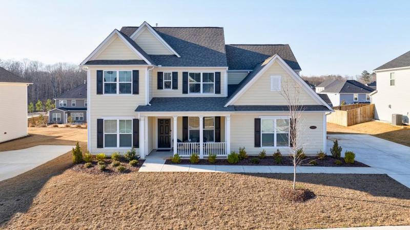 Image for property 807 Parker Pass, Peachtree City, GA 30269