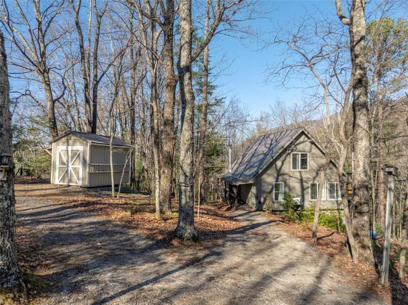 Image for property 60 Laurel Ridge Court, Ellijay, GA 30540
