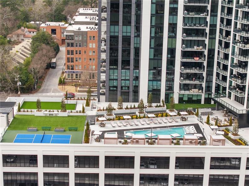 Image for property 2425 Peachtree Road 1604, Atlanta, GA 30305