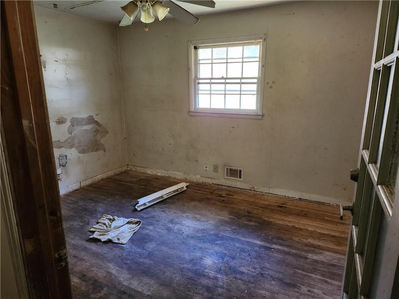 Image for property 3275 CLIFTON CHURCH Road, Atlanta, GA 30316