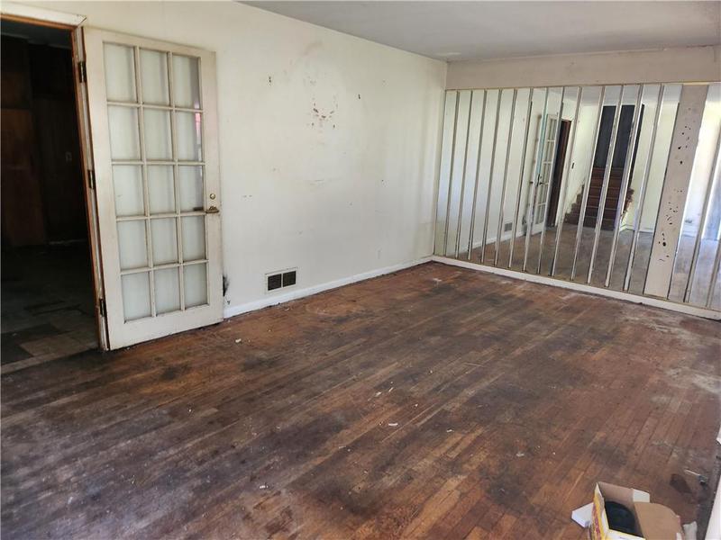 Image for property 3275 CLIFTON CHURCH Road, Atlanta, GA 30316