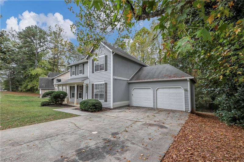 Image for property 565 Lake Joyce Lane, Fairburn, GA 30213