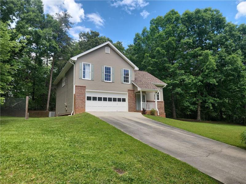 Image for property 85 Crawford Way, Toccoa, GA 30577