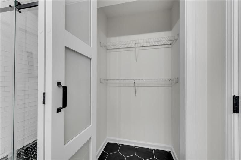 Image for property 2550 Laurel Ridge Drive, Decatur, GA 30033