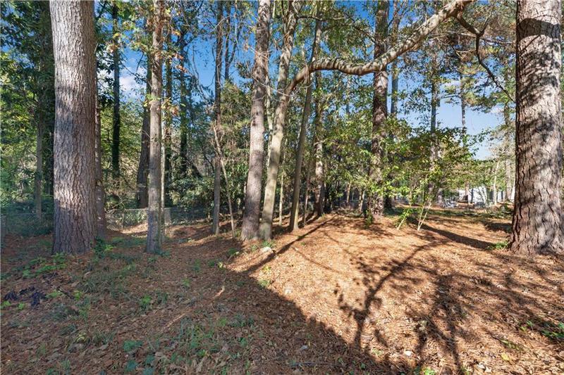 Image for property 2550 Laurel Ridge Drive, Decatur, GA 30033