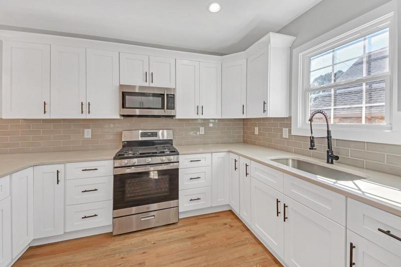 Image for property 767 Elizabeth Place, Atlanta, GA 30318