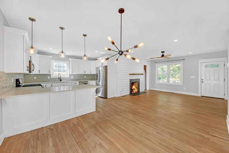 Image for property 767 Elizabeth Place, Atlanta, GA 30318