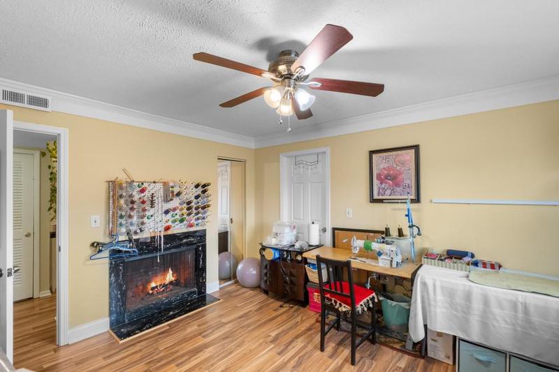 Image for property 6851 Roswell Road B15, Sandy Springs, GA 30328