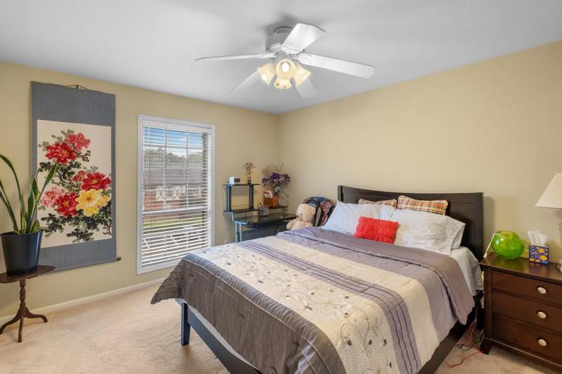 Image for property 6851 Roswell Road B15, Sandy Springs, GA 30328