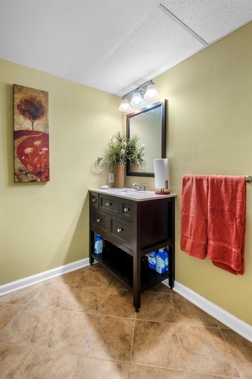 Image for property 6851 Roswell Road B15, Sandy Springs, GA 30328