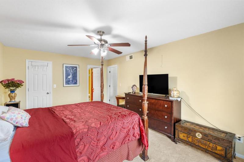 Image for property 6851 Roswell Road B15, Sandy Springs, GA 30328
