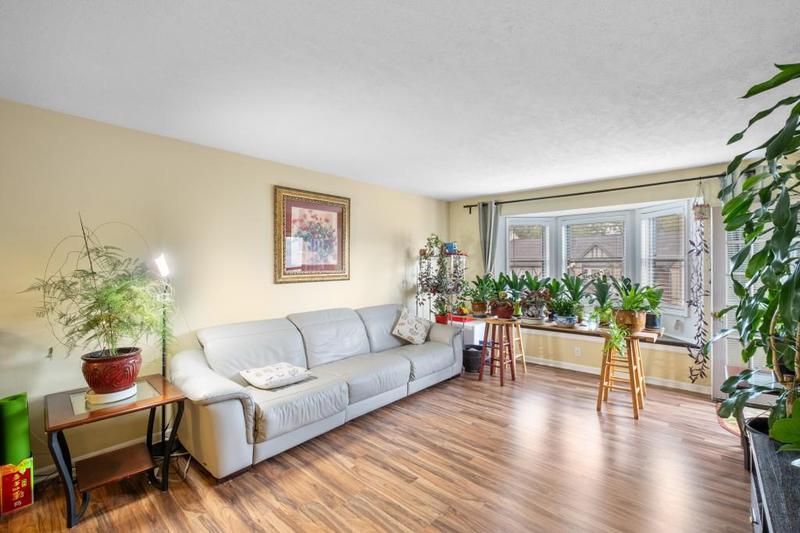 Image for property 6851 Roswell Road B15, Sandy Springs, GA 30328