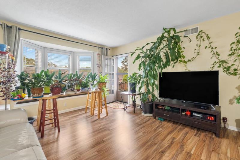 Image for property 6851 Roswell Road B15, Sandy Springs, GA 30328