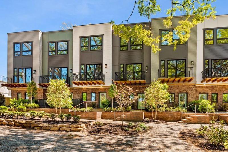 Image for property 2199 Lenox Road 14, Atlanta, GA 30324