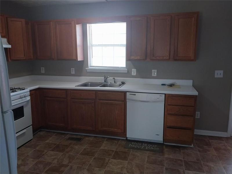 Image for property 3791 RIVER LAKE Shore, Ellenwood, GA 30294
