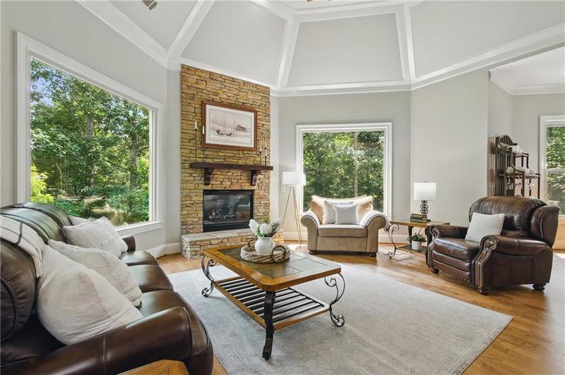 Image for property 648 Dogwood Way, Dawsonville, GA 30534