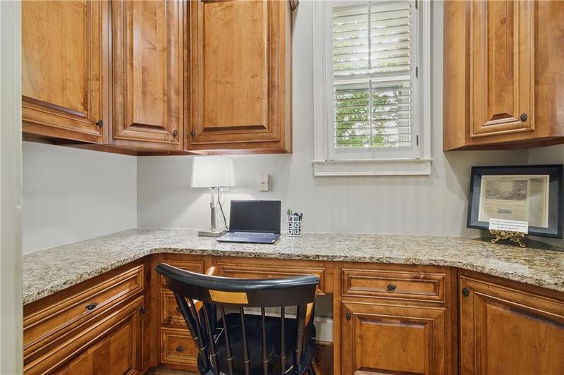 Image for property 648 Dogwood Way, Dawsonville, GA 30534