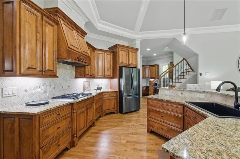 Image for property 648 Dogwood Way, Dawsonville, GA 30534