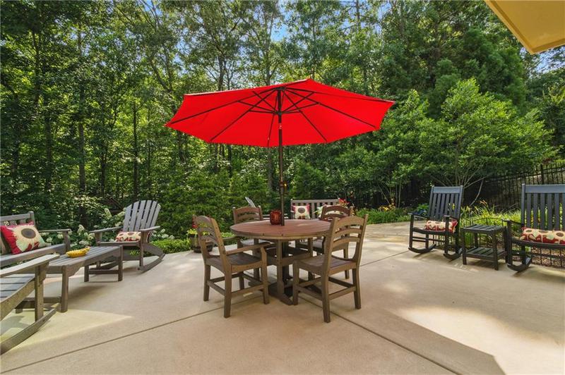 Image for property 648 Dogwood Way, Dawsonville, GA 30534