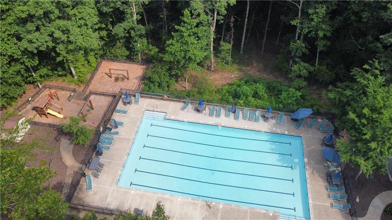 Image for property 648 Dogwood Way, Dawsonville, GA 30534